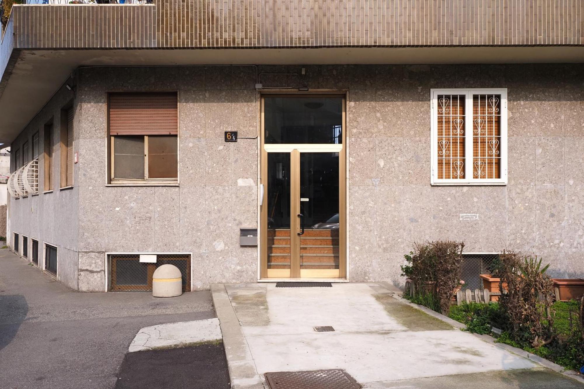 Bonomelli Home Con Posto Auto Fondazione Prada Milan Exterior photo